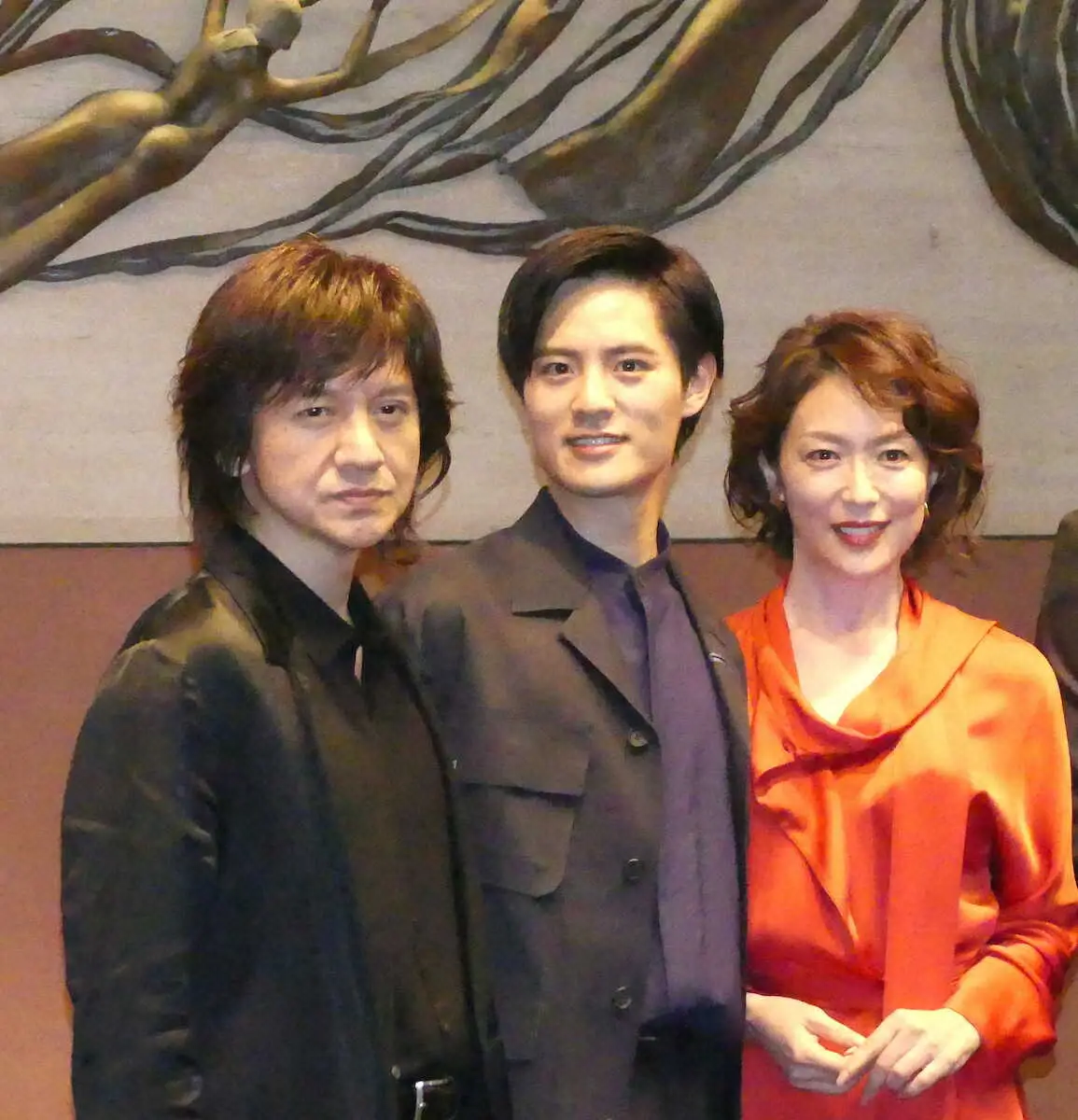 製作発表会に出席した（左から）岡本健一、岡本圭人、若村麻由美（撮影・塩野　遥寿）