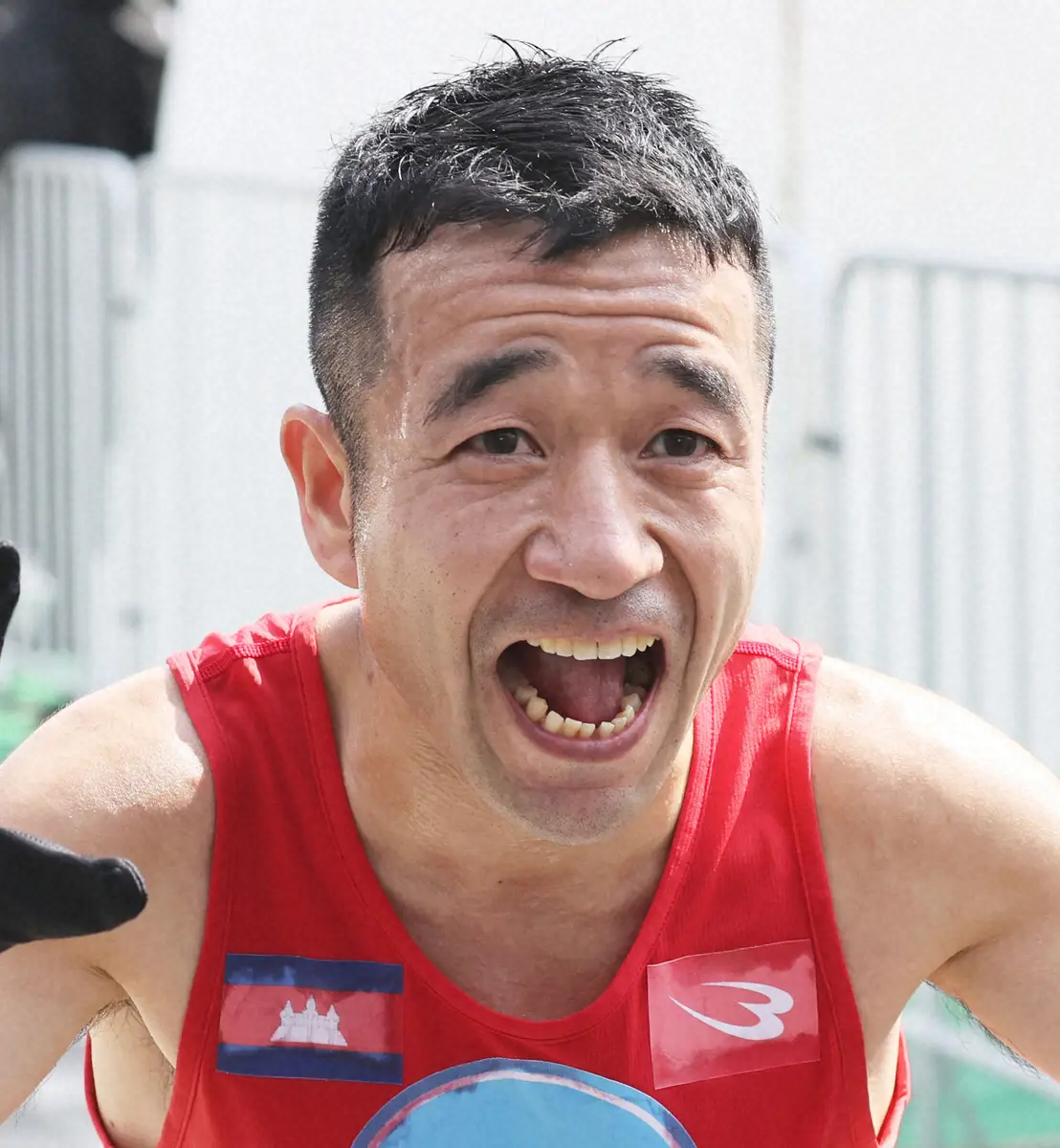 東京マラソンは猫ひろしが芸能人トップで折り返し　井上咲楽らも参戦