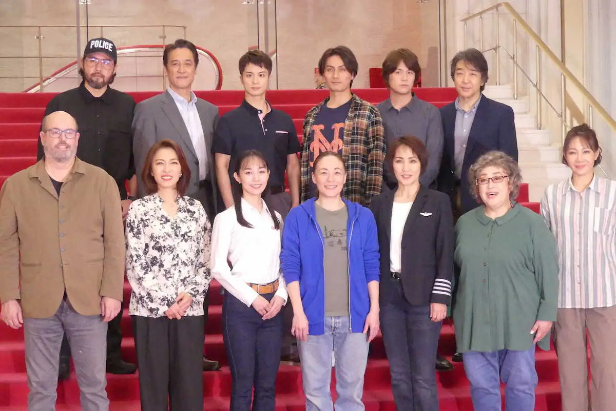 安蘭けい　“日本ならでは”見せる　ミュージカル「カム　フロム　アウェイ」公開稽古