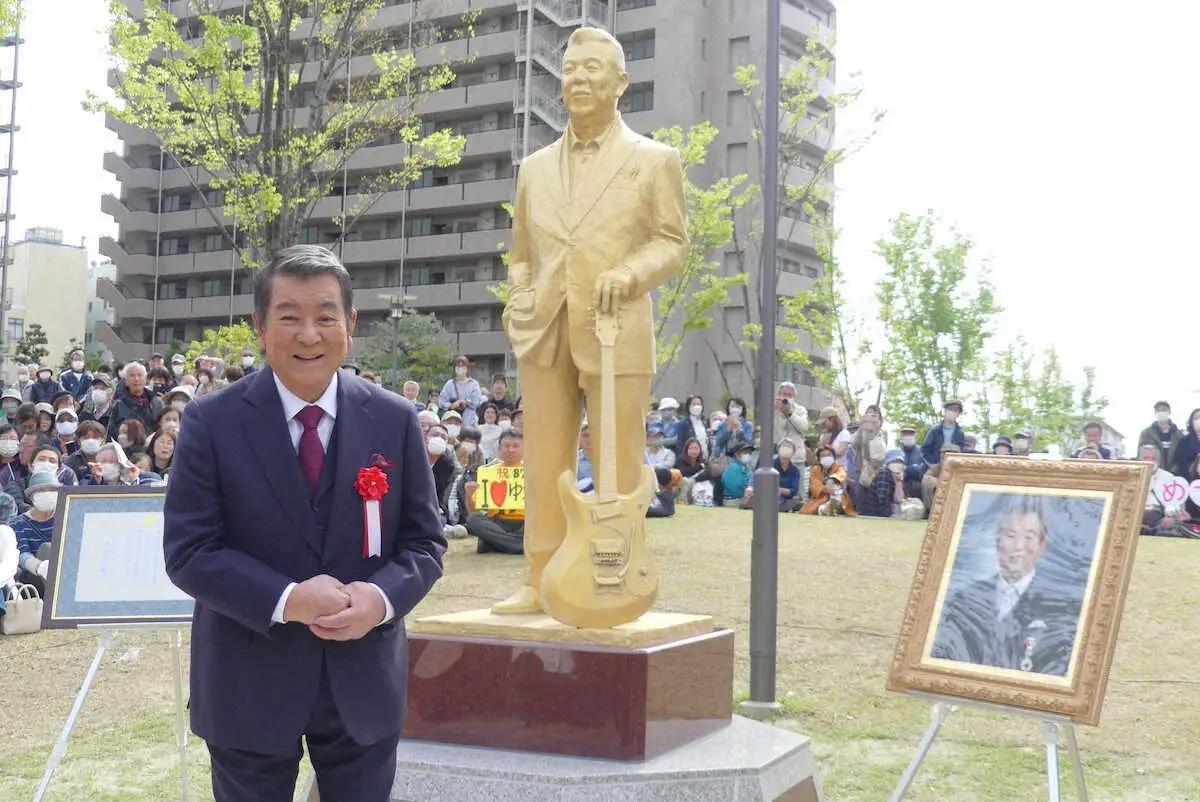 加山雄三　自身の銅像除幕式「幸せだなぁ」　47年ぶり5人目の茅ケ崎市「名誉市民証」も