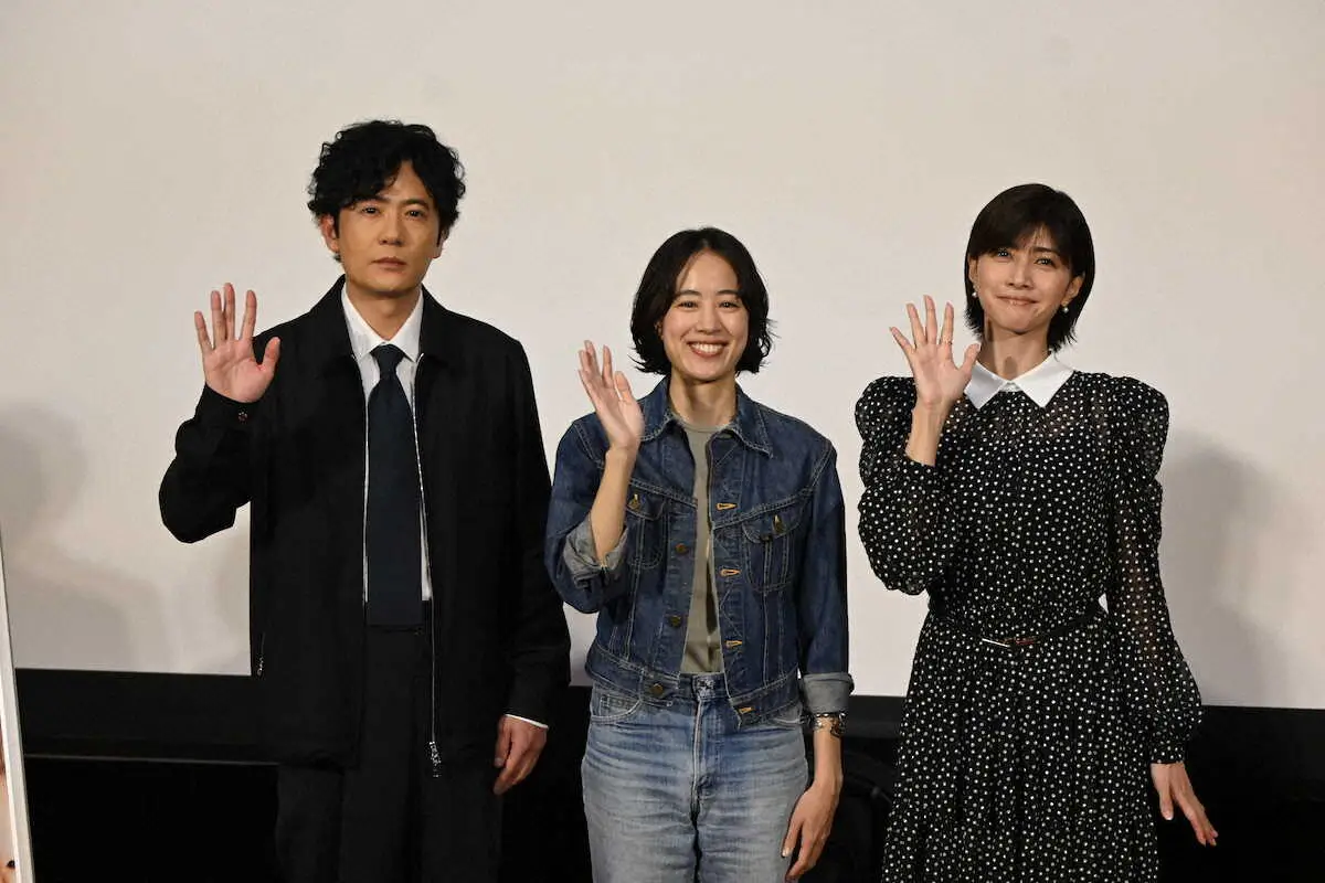 稲垣吾郎　代理母探す父役「自分のDNA考えた」　NHKドラマ「燕は戻ってこない」会見