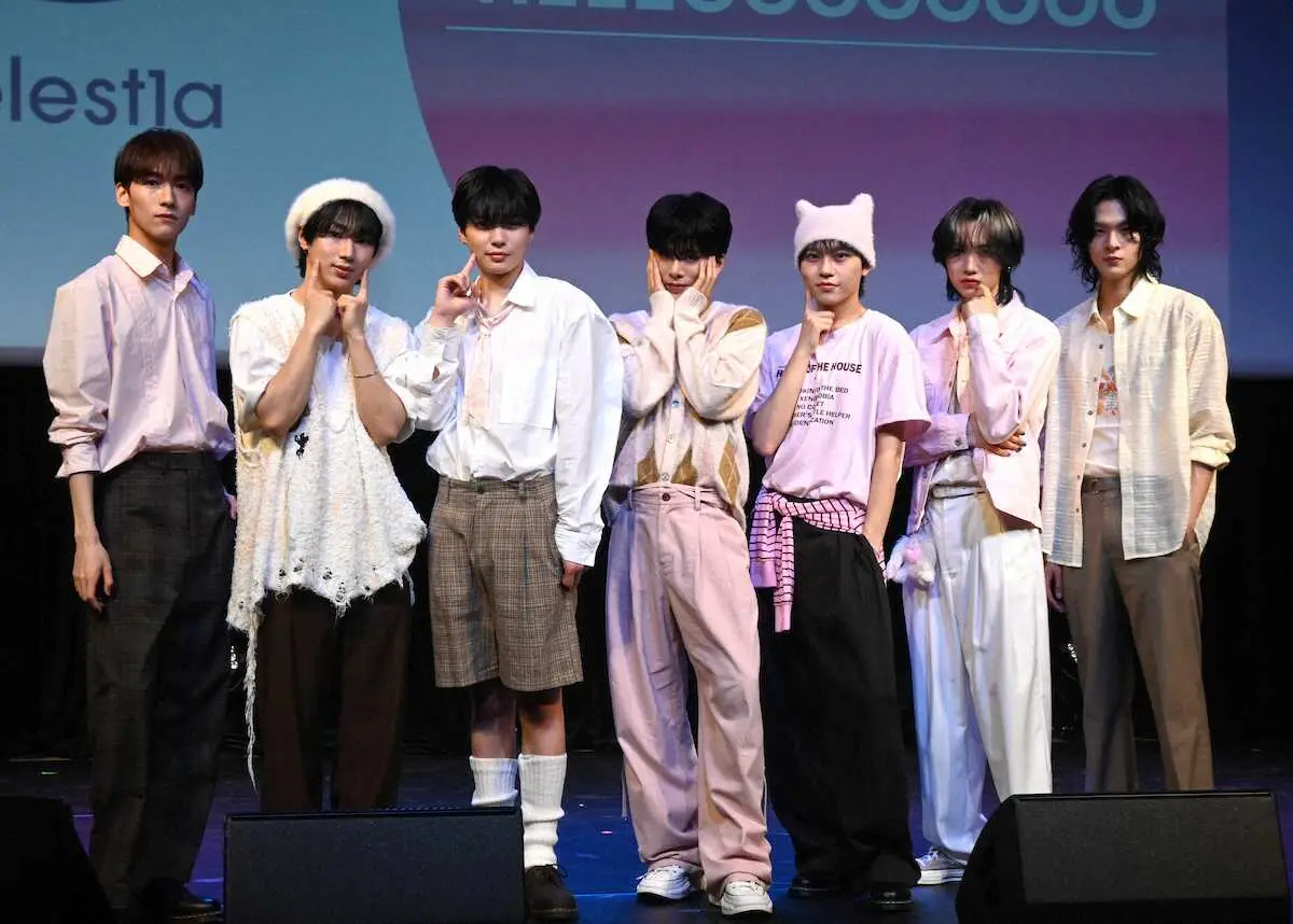 SUPERJUNIORウニョクがプロデュース　日韓8人組グループ　初のファンミ「本当に光栄で幸せ」