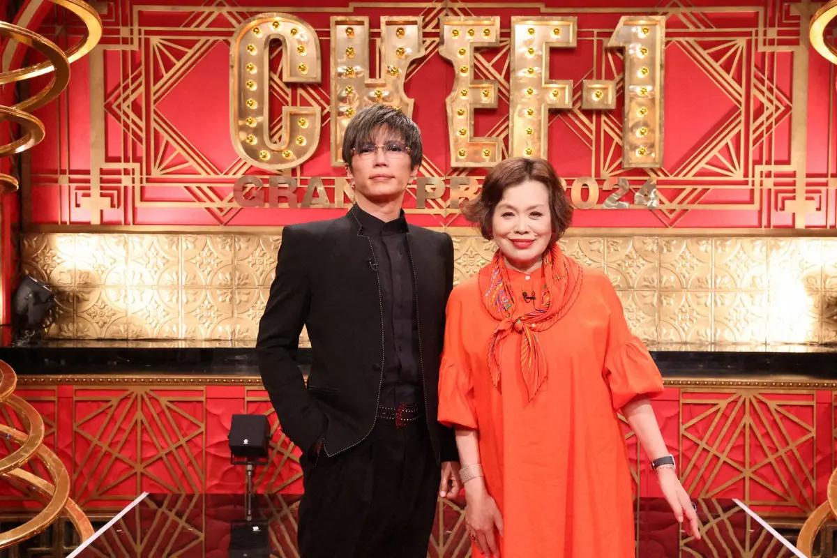 「CHEFー1」の国民代表審査委員を務める上沼恵美子さん（右）とGACKTさん　（写真提供　ABCテレビ）
