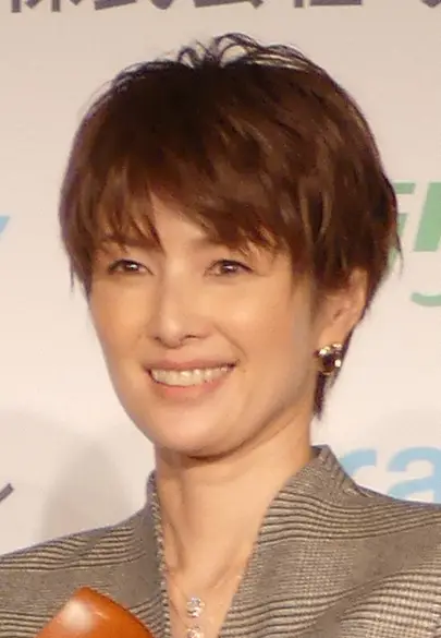 吉瀬美智子　「最後の…」髪結んだ姿で「髪の毛ショートに切ろう」　ファン「楽しみ」「憧れる」