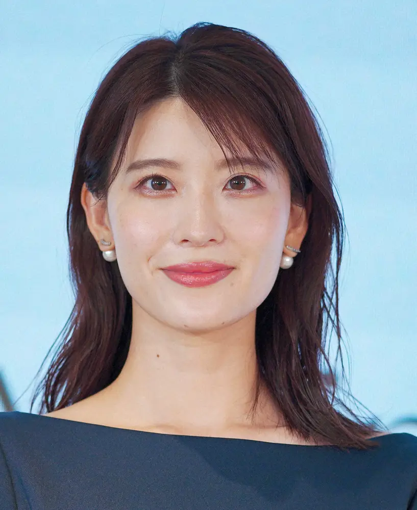 日テレ・郡司恭子アナ　「タンクトップはじめました」白タンクの爽やか夏コーデに反響「鎖骨まで美しい」