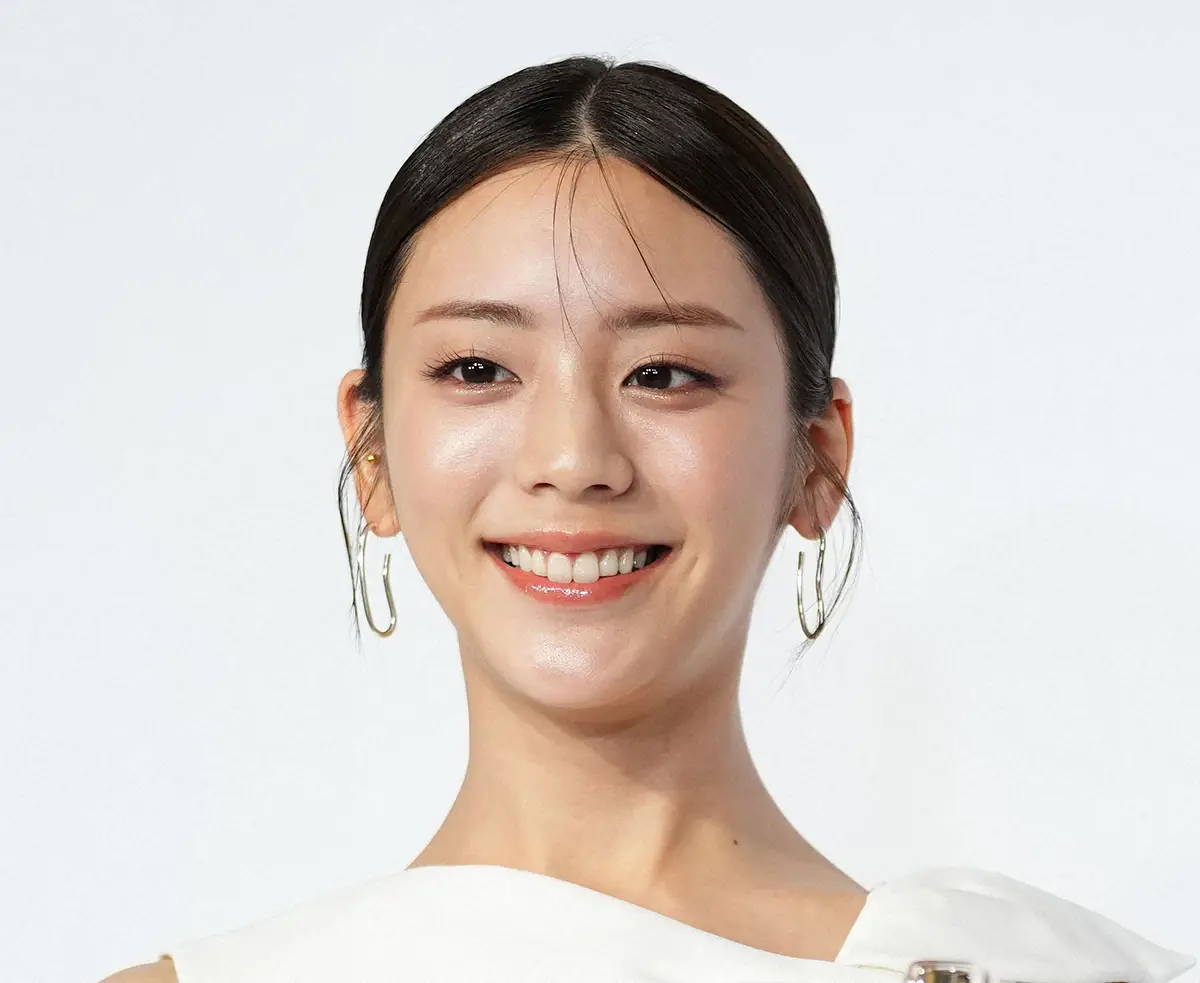 “新婚”貴島明日香　美しすぎるトレウエアショットに反響「同じ人類と思えんかわいさ」「スタイル良すぎ」