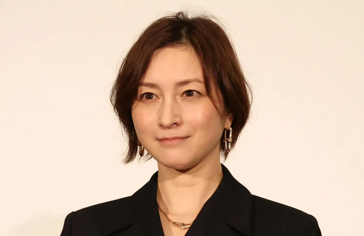 広末涼子　不倫、離婚…それでも芸能活動継続決めた家族会議「独立に対して背中を押してもらえた」