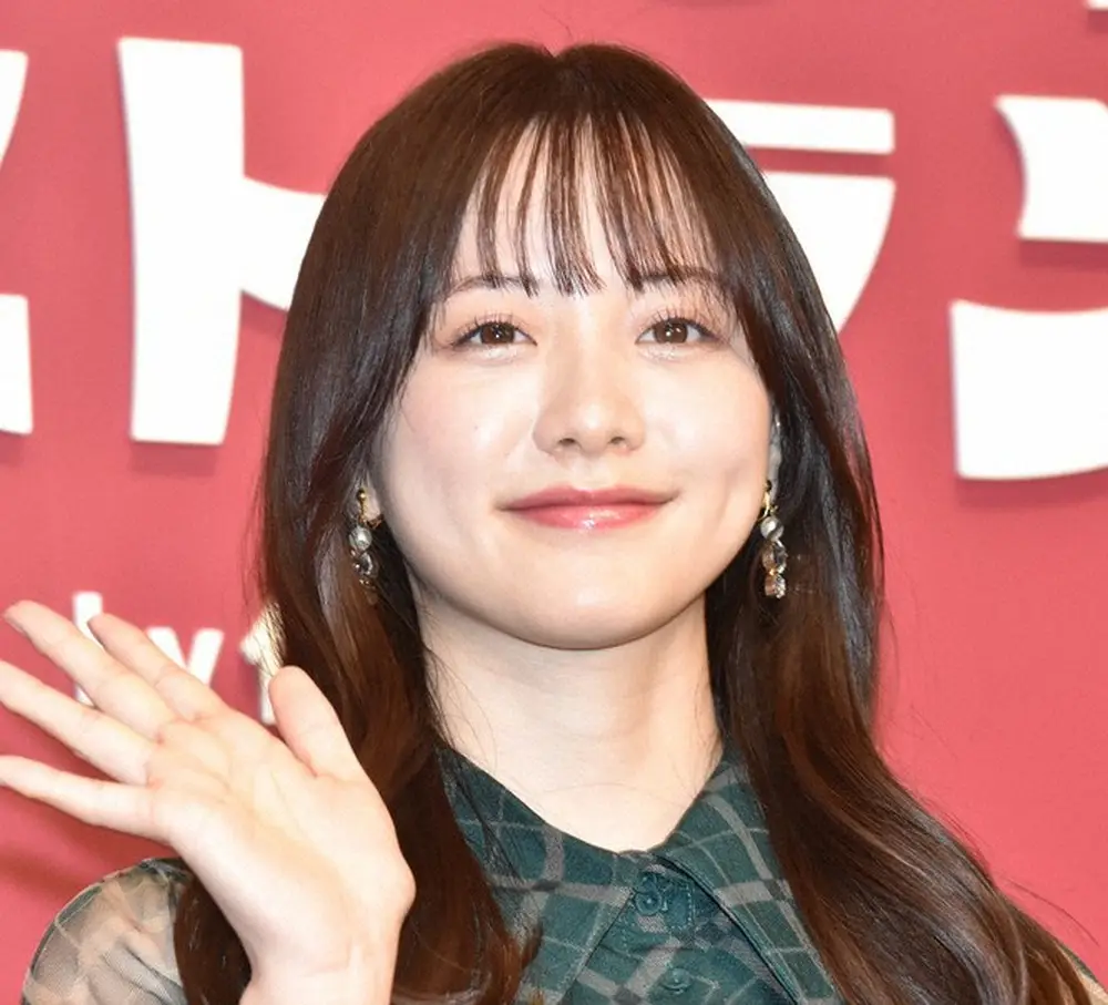 【画像・写真】元日テレ・尾崎里紗アナ　「かっこいい」と思う女性フリーアナ「女優もやられていますし」「選ばれし者」