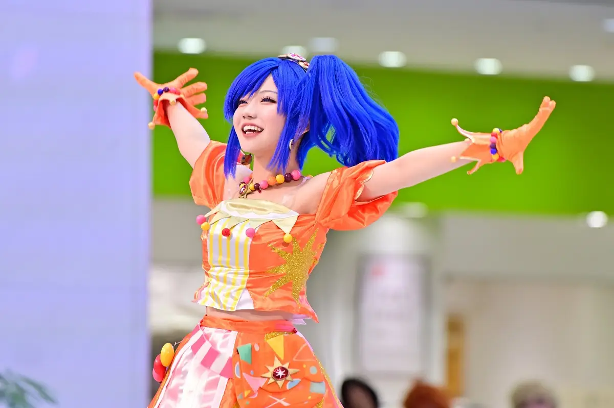 【画像・写真】【コスプレ図鑑】まぶしすぎて泣きそうだよ…百越らい『アイカツ！』霧矢あおい　夢かなえた全力ステージ