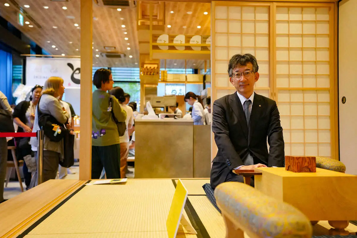 【画像・写真】新将棋会館「棋の音」オープン　佐藤康光九段が一日店長に「数多く足を歯音でいただければ…」