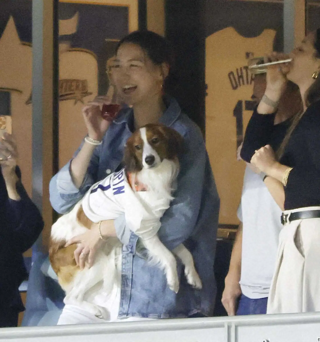 【画像・写真】大谷翔平の愛犬デコピン　ファンが背中の変化を発見「作り直してもらってご満悦なデコピンくん」