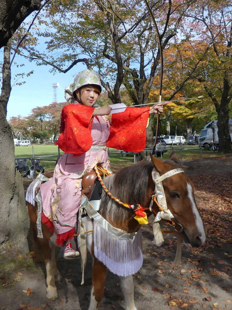 【画像・写真】りんごちゃん「世界流鏑馬選手権」に出場！全的中も達成　時代劇や大河も射抜く？「お仕事お待ちしてます」