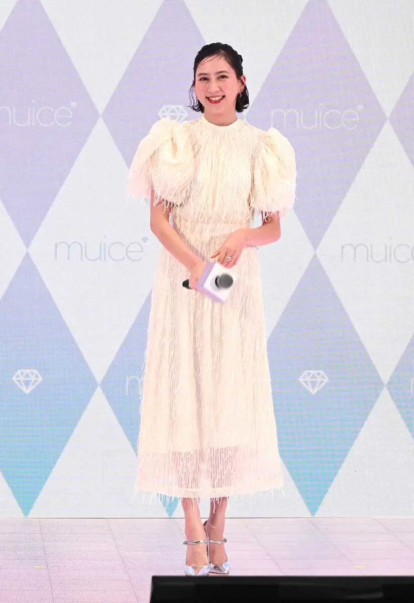 【画像・写真】河北麻友子　メークは「唯一自分の時間」子育て中も妥協せず「1時間とか1時間半とかめちゃくちゃ丁寧に」