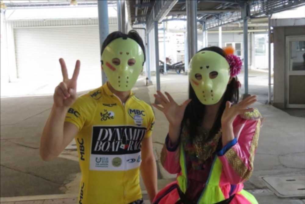仮面女子の窪田美沙　住之江に来場　選手と交流「ギャップが魅力的」