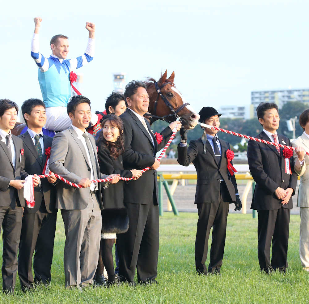 【ジャパンＣ】吉田代表　生産馬の活躍に笑顔「有馬が楽しみ」