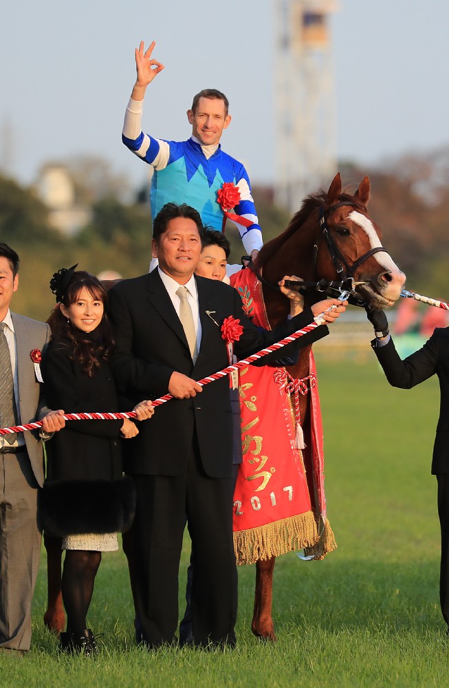 大魔神・佐々木氏　愛馬の名付け親は加奈子夫人「全部女房がつけています」