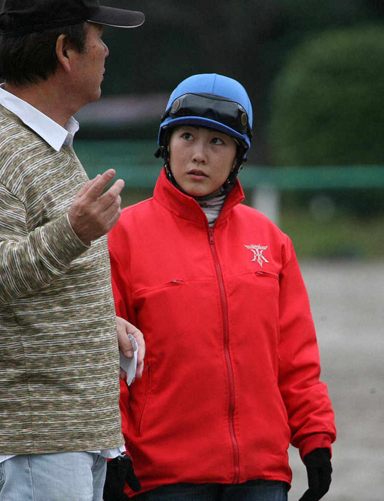 鈴木康弘元調教師、菜七子と重なる女性騎手JRA初勝利挙げた牧原の笑顔