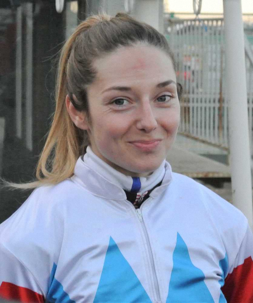 フランス人女性騎手ミカエル・ミシェル