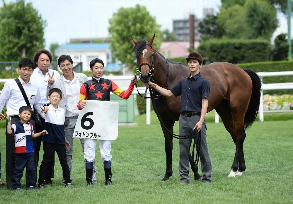 【札幌5R新馬】武豊のフォトンブルーがV!!「素質で勝ってくれた」シルバーステートの半弟