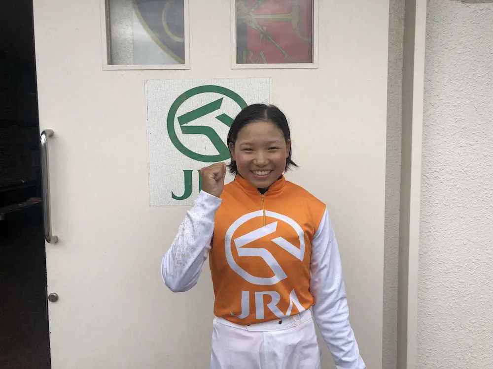 小林美駒さん　3馬身半突き放して優勝、騎手課程39期生第1回模擬レース