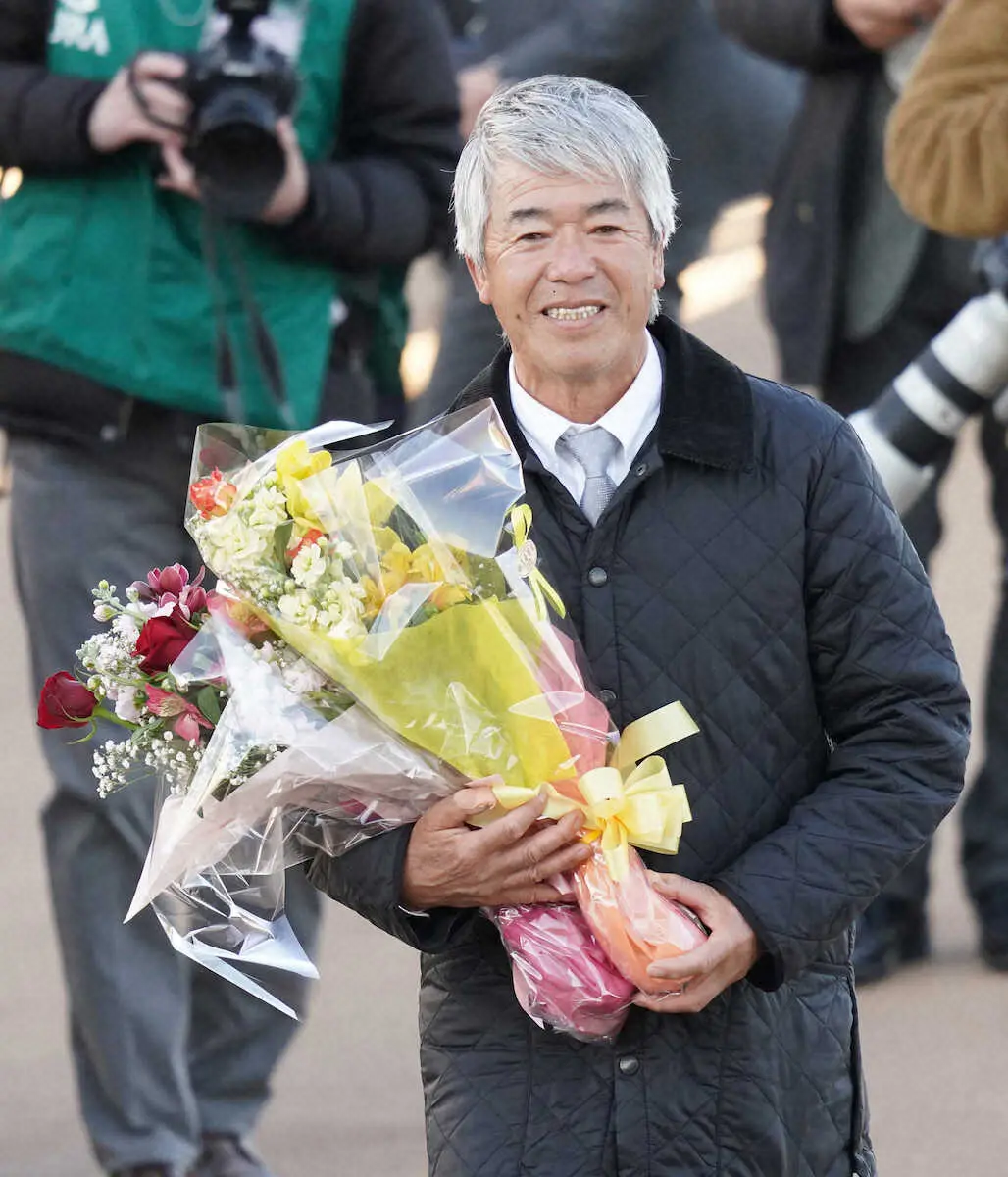 藤沢和雄元調教師が顕彰者授賞式に出席　「素晴らしい馬たち、一緒に働いたチームも最高」と感謝