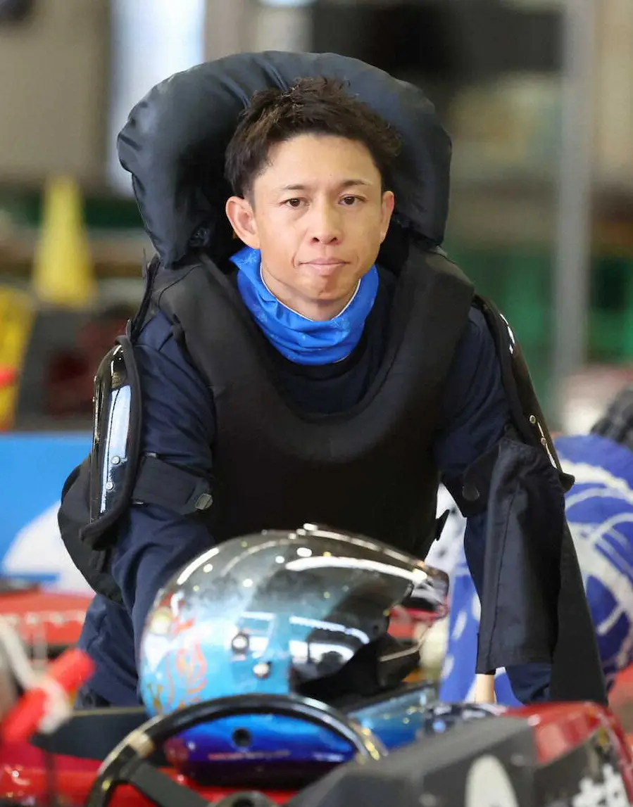 【若松ボート　全日本覇者決定戦　3日目】12Rは毒島誠　スタート踏み込んで突き放す