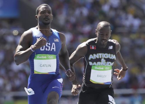 【画像・写真】ガトリン、ボルト３連覇阻止へ予選流して１０秒０１　陸上男子１００Ｍ