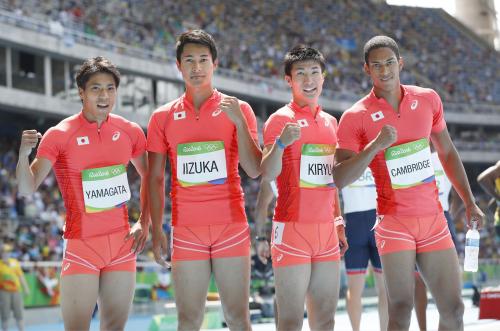 日本　アジア新で男子４００メートルリレー決勝進出