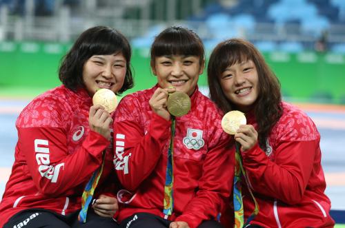 リオ五輪　日本勢の名場面をもう一度　スポーツ報道写真展2016　１日から