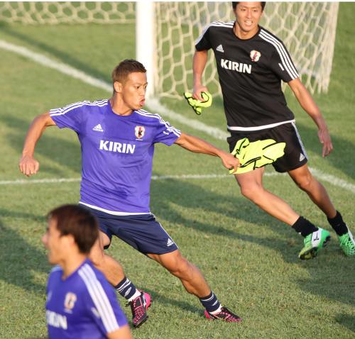 【画像・写真】本田　高地で決める魔球ＦＫ！「しっかり準備したい」