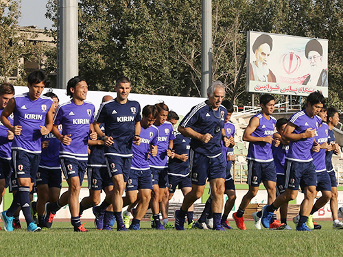 本田　高地で決める魔球ＦＫ！「しっかり準備したい」