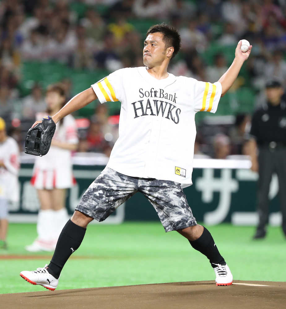 福岡ＤＦ駒野　ソフトＢ戦で初の始球式「緊張した　５０点」