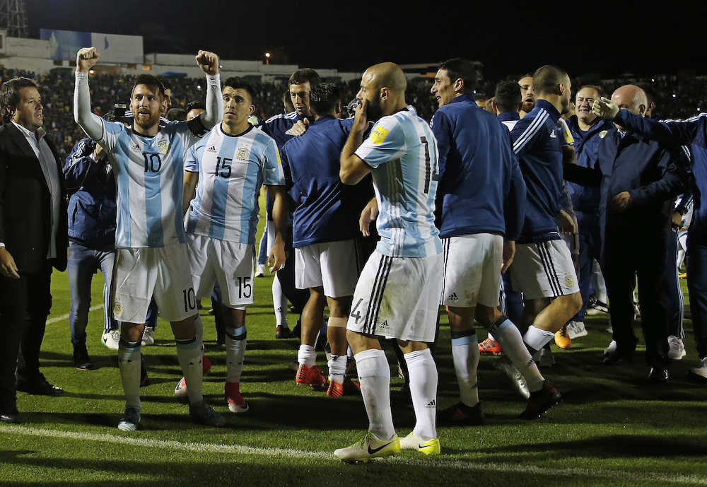窮地救ったメッシ、指揮官も最大級の賛辞「世界最高の選手はアルゼンチン人だった」