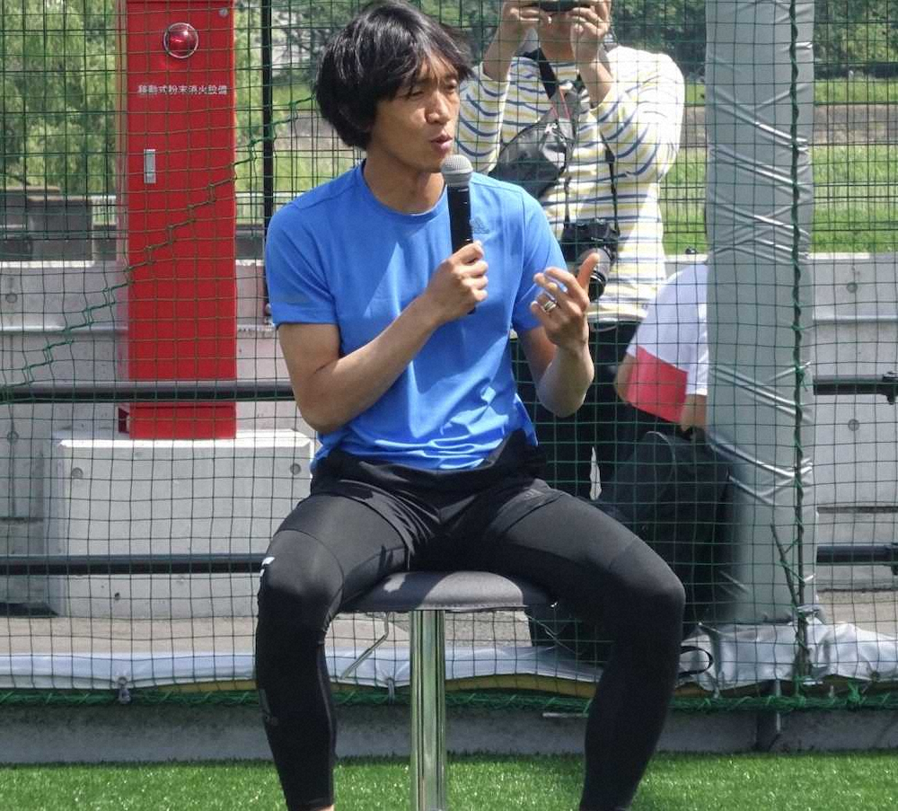 俊輔、イベントでトーク　サッカーに目覚めた「きっかけ」披露