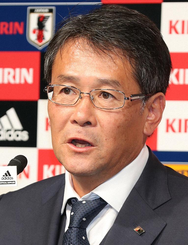 日本サッカー協会の関塚技術委員長