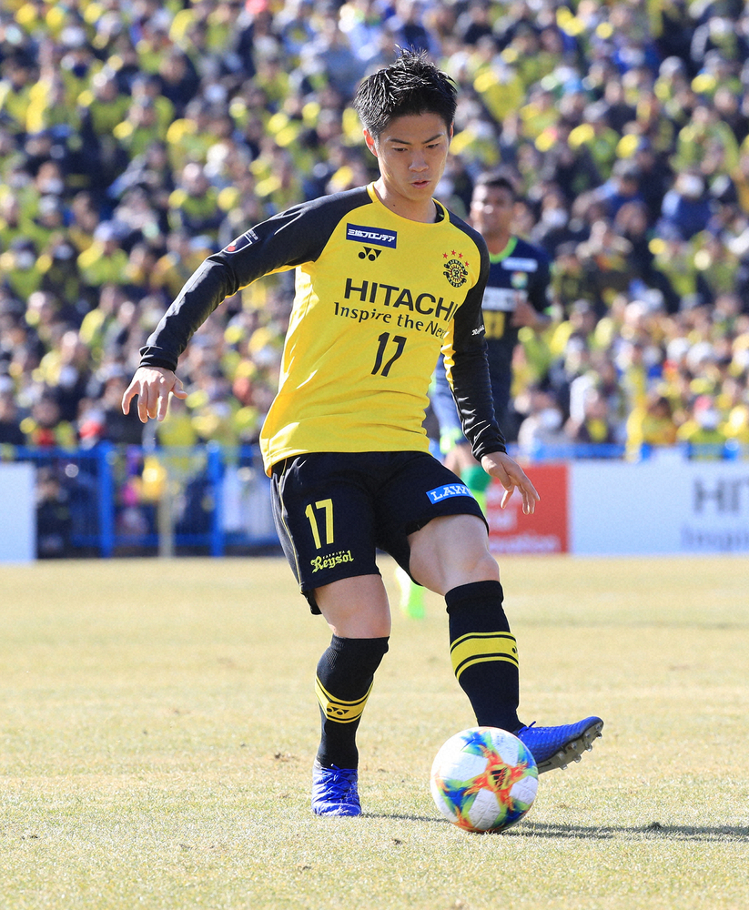 横浜FC、水戸・志知&柏・手塚獲得濃厚 サイドバック、ボランチで両者をリストアップ
