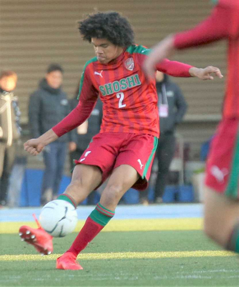 U―17日本代表選出　尚志の“攻撃型CB”アンリ、夢はW杯優勝＆リバプールで活躍