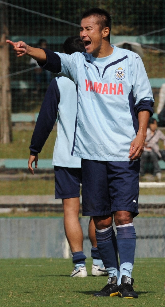 J2磐田のトップコーチに就任する中山雅史氏（09年10月撮影）