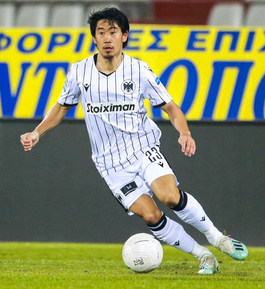 AEL戦で移籍後初出場を果たしたPAOKの香川（共同）
