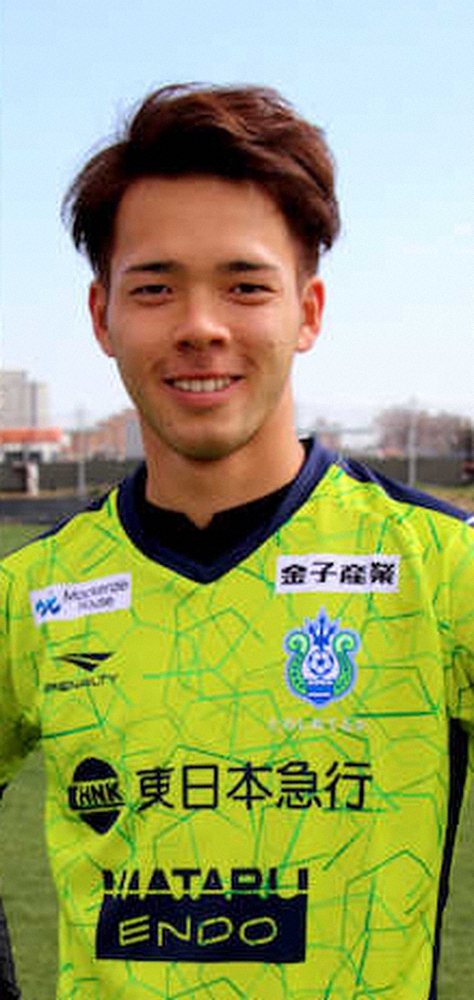 湘南　遠藤航が古巣の“スポンサー”に、練習着にロゴ「クラブに恩返し」
