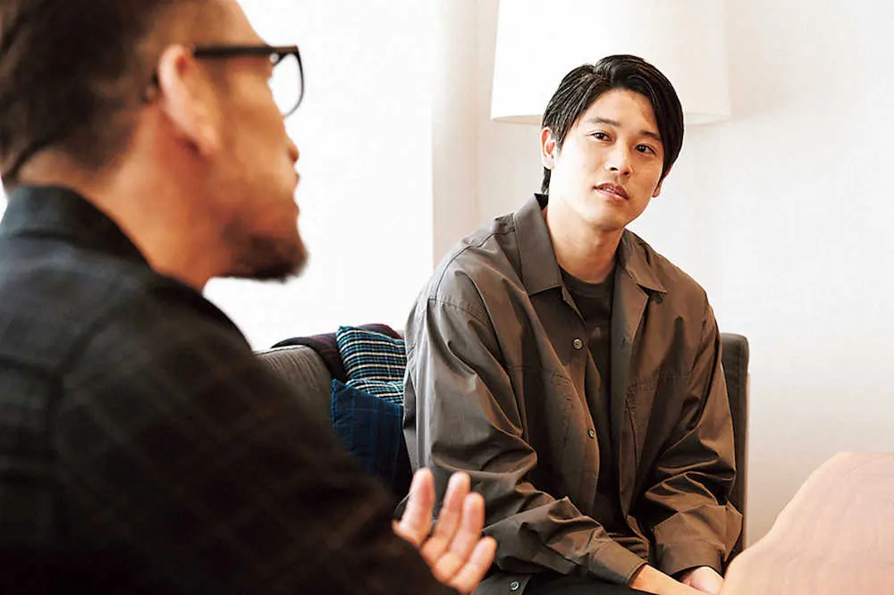 内田篤人氏、憧れの中田英寿氏と初対面　GOETHEで対談実現　仕事、サッカー、人生について質問