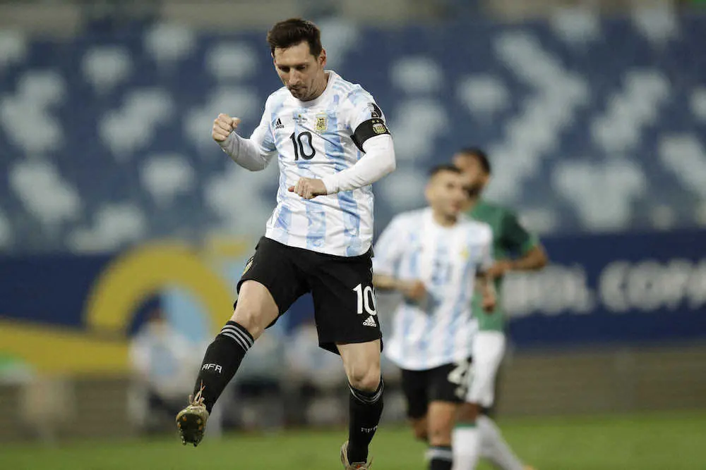 メッシ2発　代表通算148試合出場でアルゼンチン最多記録更新、ボリビアに圧勝