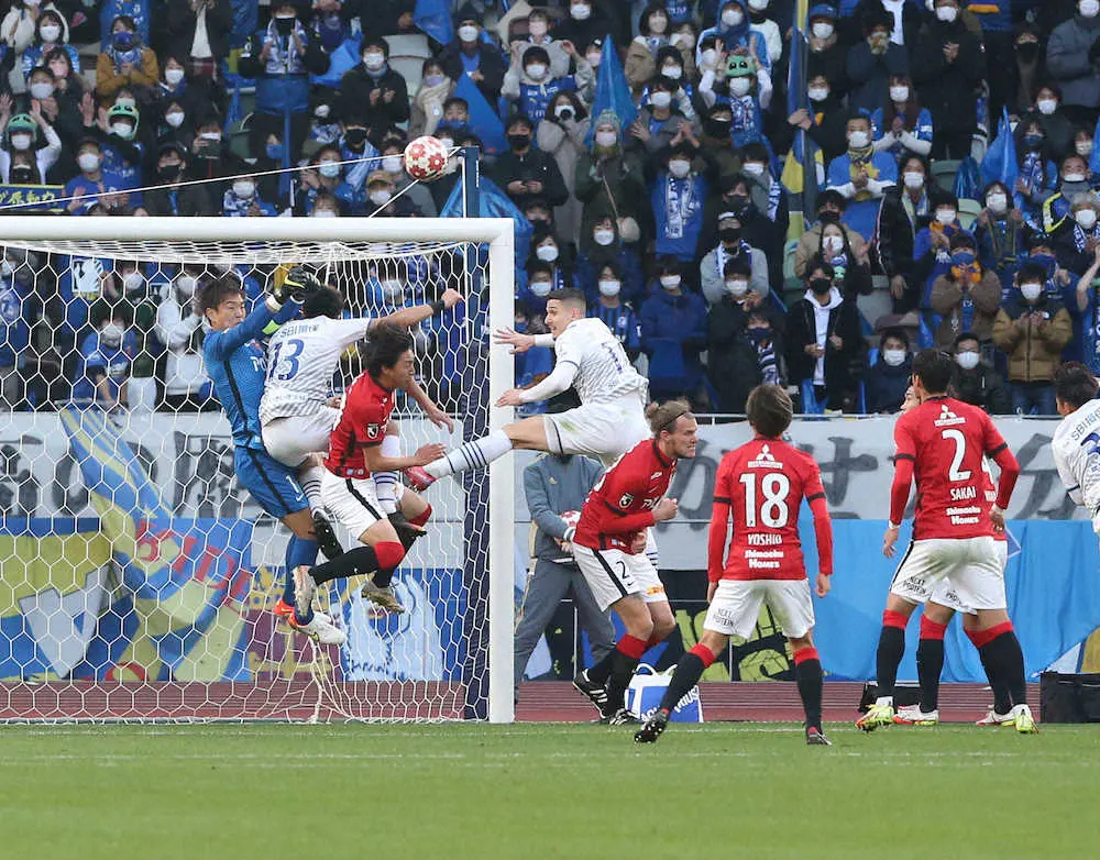 劇的天皇杯Vの浦和　GK西川は決勝弾の槙野称える「ACLという切符を与えてくれて本当に感謝してます」