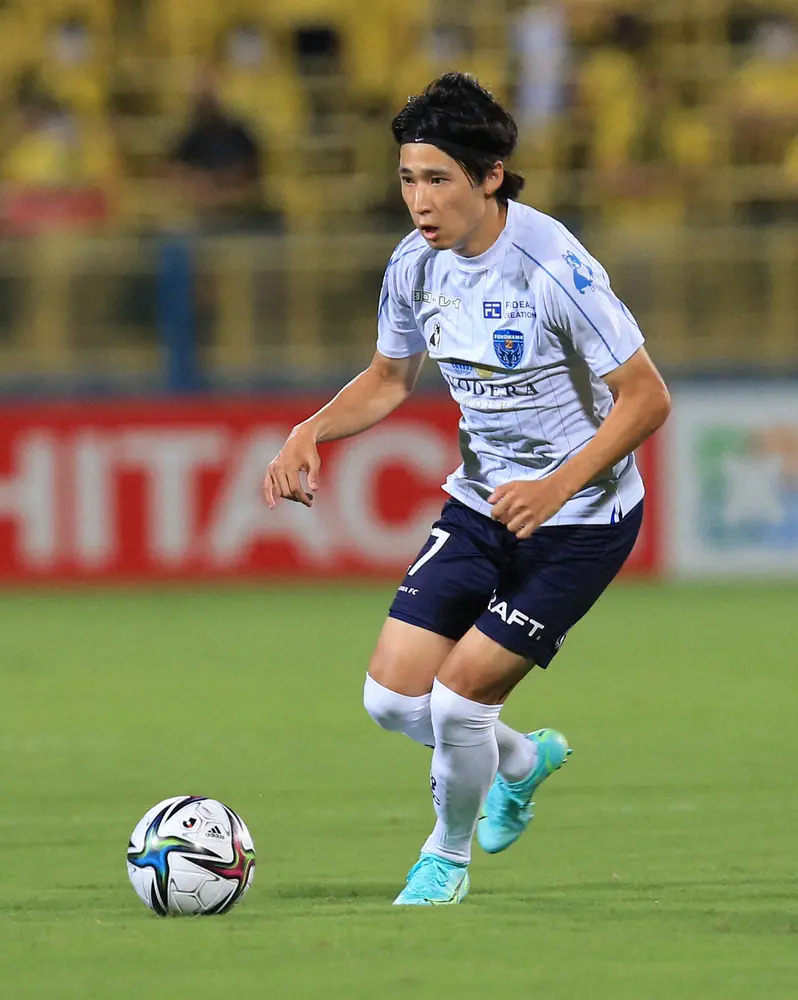 浦和　横浜FCから加入したMF松尾佑介が背番11　22年シーズン新体制発表