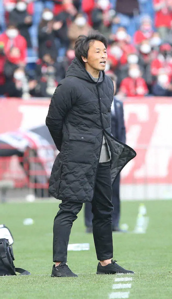 湘南・山口監督、FC東京戦で立ち直りのきっかけつかめるか　「選手はハードにやってくれている」