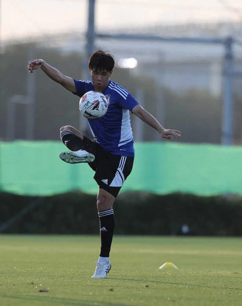 サッカー日本代表“古参”山根　生き残りへ「ゴールに絡む」