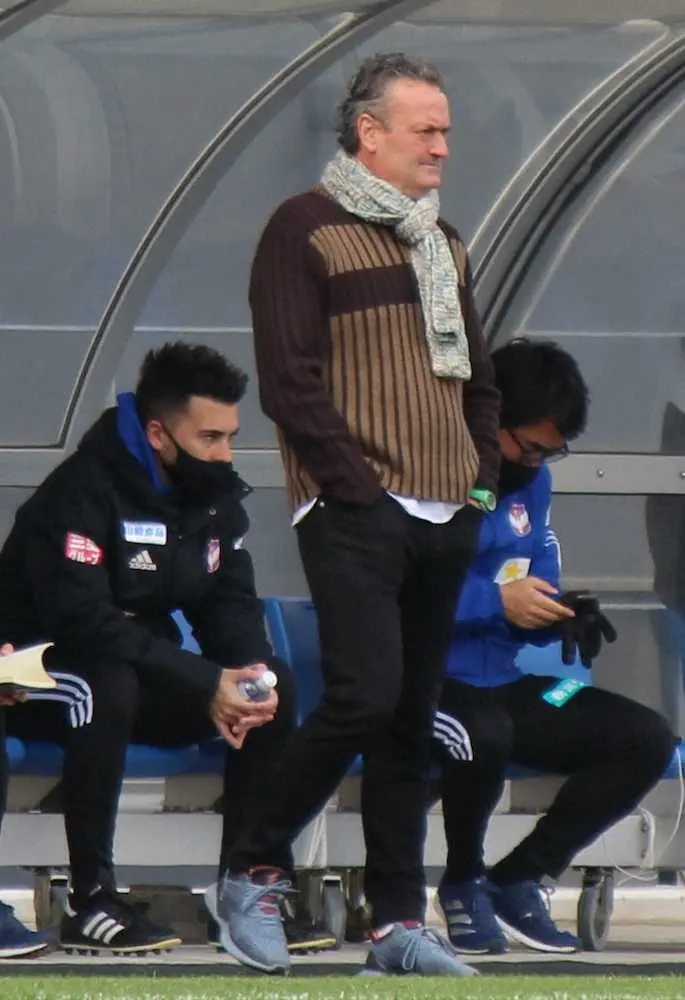 FC東京アルベル監督　昨季まで率いた新潟と「ビッグスワンでの対戦待ち遠しい」