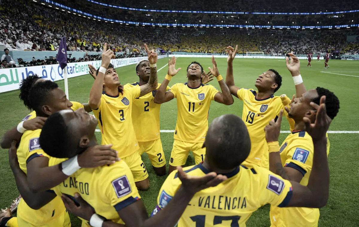 サッカーW杯開幕戦視聴率3・2％　日本時間深夜に放送、同時間帯横並びでトップ