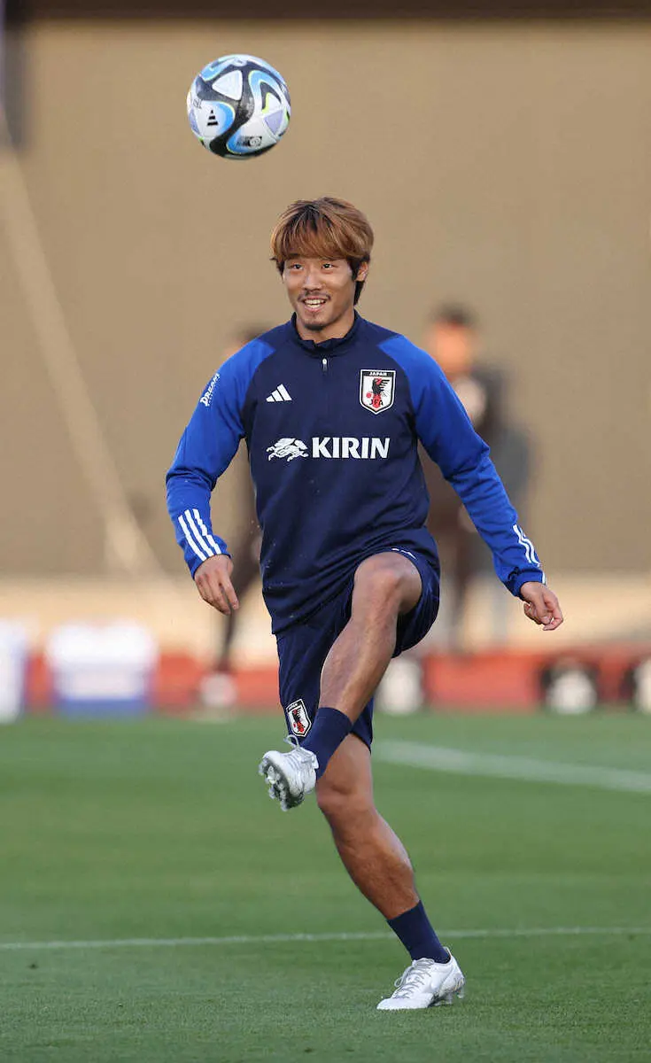 守田　26年W杯優勝へ「ボールを持つことにこだわっていい」