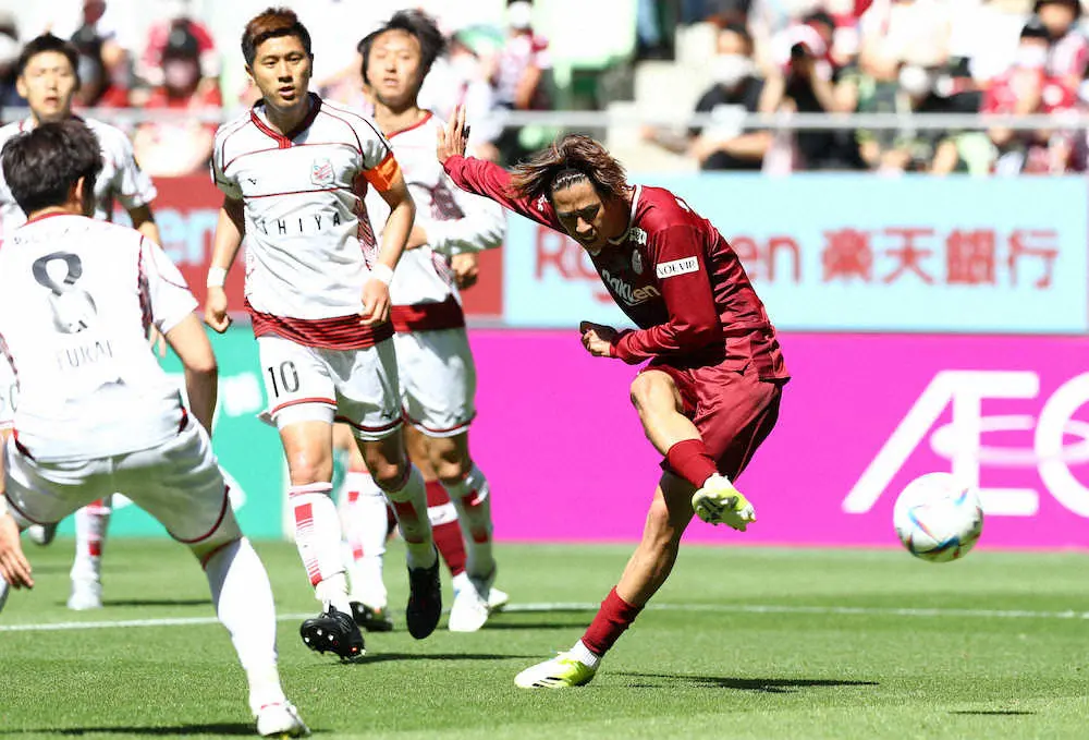 神戸・汰木　今季初ゴールだ2発「ホッとしました。焦りもあったし、結果を出すためにもがいていたので」